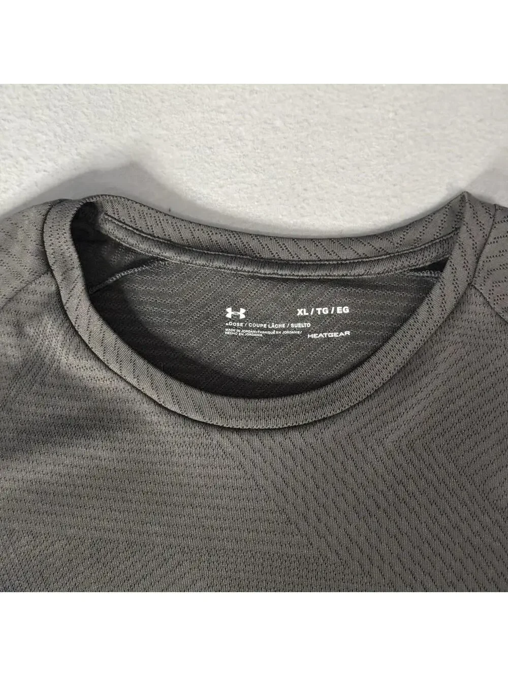 Under Armour HeatGear T-Shirt Mens‎ XL Black Pattern Athletic Loose Fit Gym